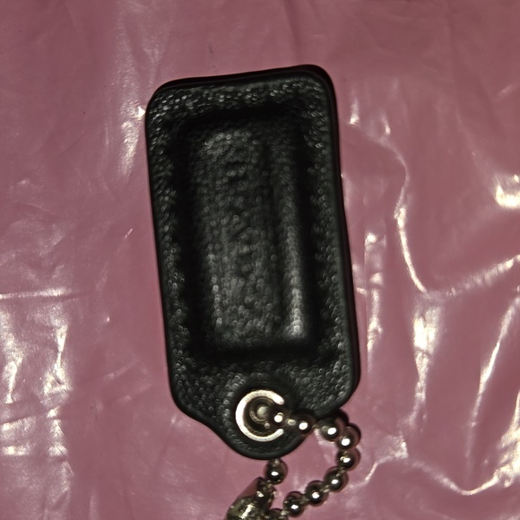 Coach Black Leather Hangtag - Picture 1 of 2